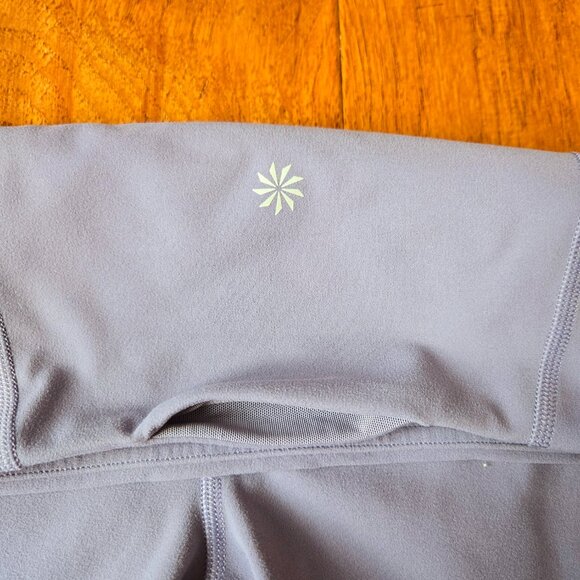 Athleta Elation Ultra High Rise 9 Short Size Small - Picture 3 of 4